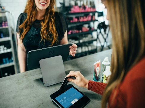 ¿Es el momento de cambiar de software TPV para comercios y tiendas?